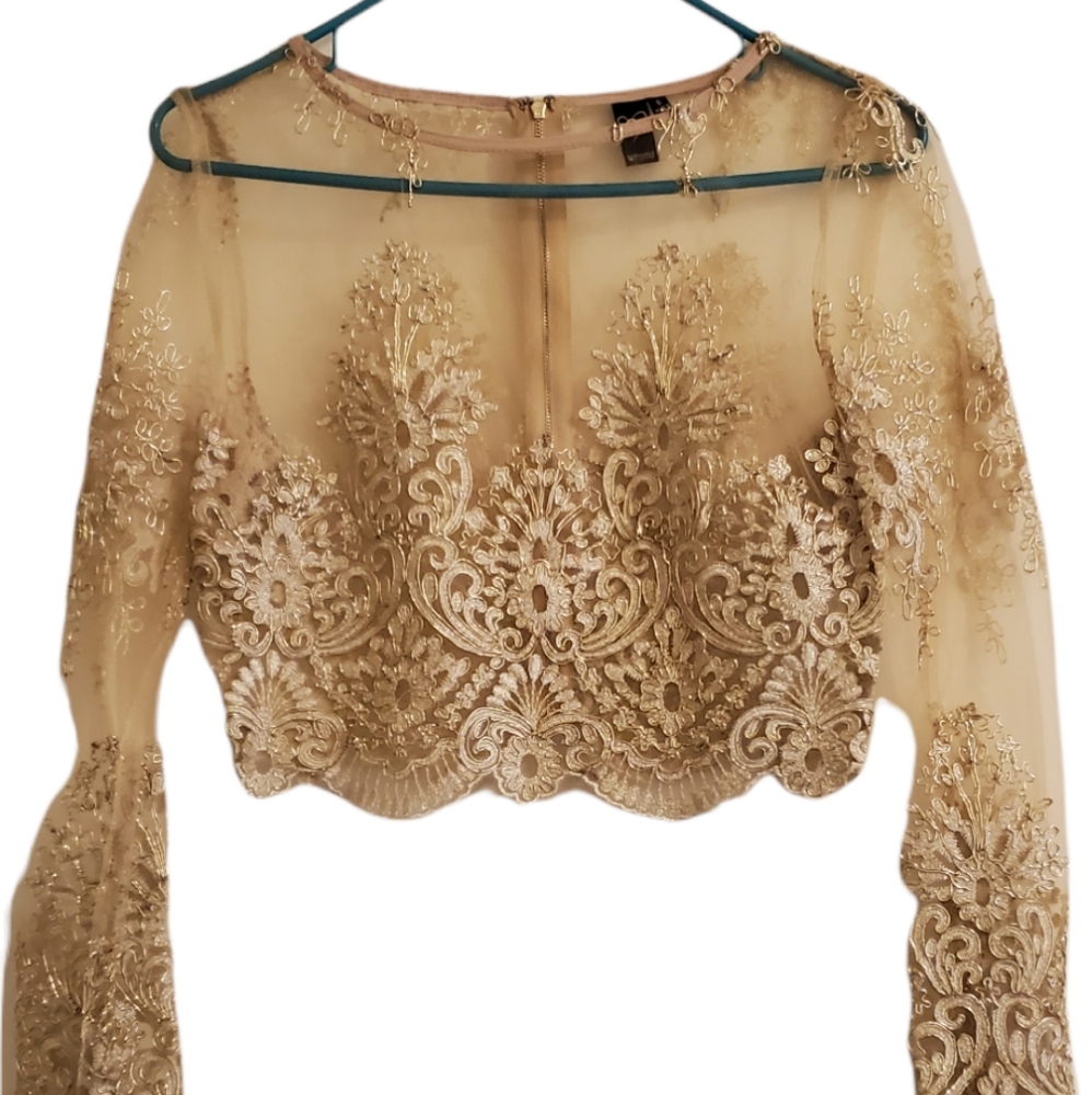 Embroidered Crop Top